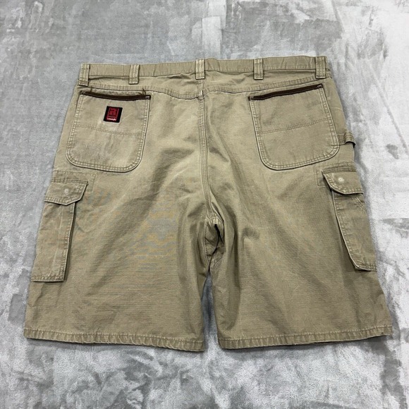 Wrangler Riggs Shorts Mens‎ 46 Beige Tan Cargo Carpenter Ripstop Workwear Logo - Picture 2 of 12